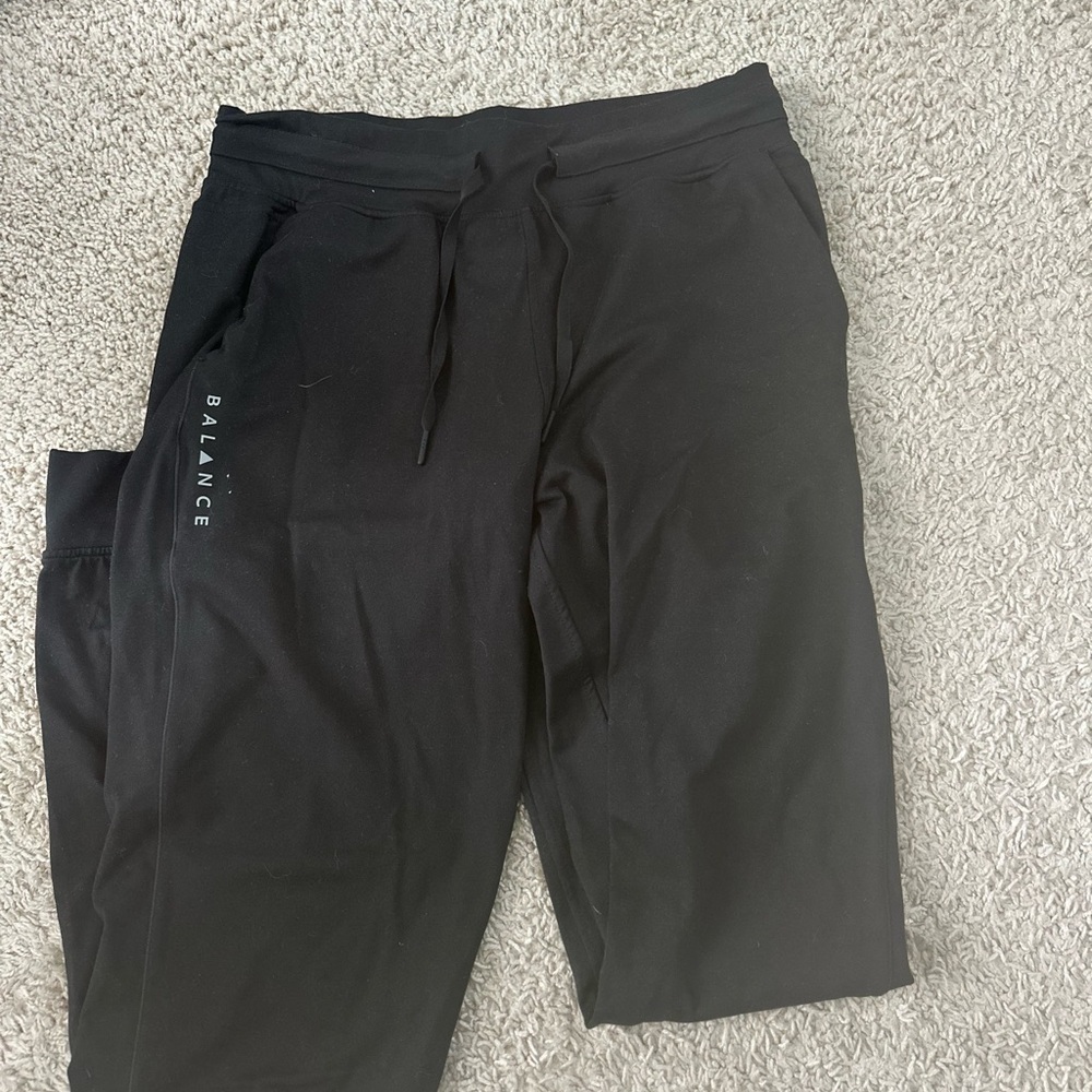 Balance Women's Black Leggings